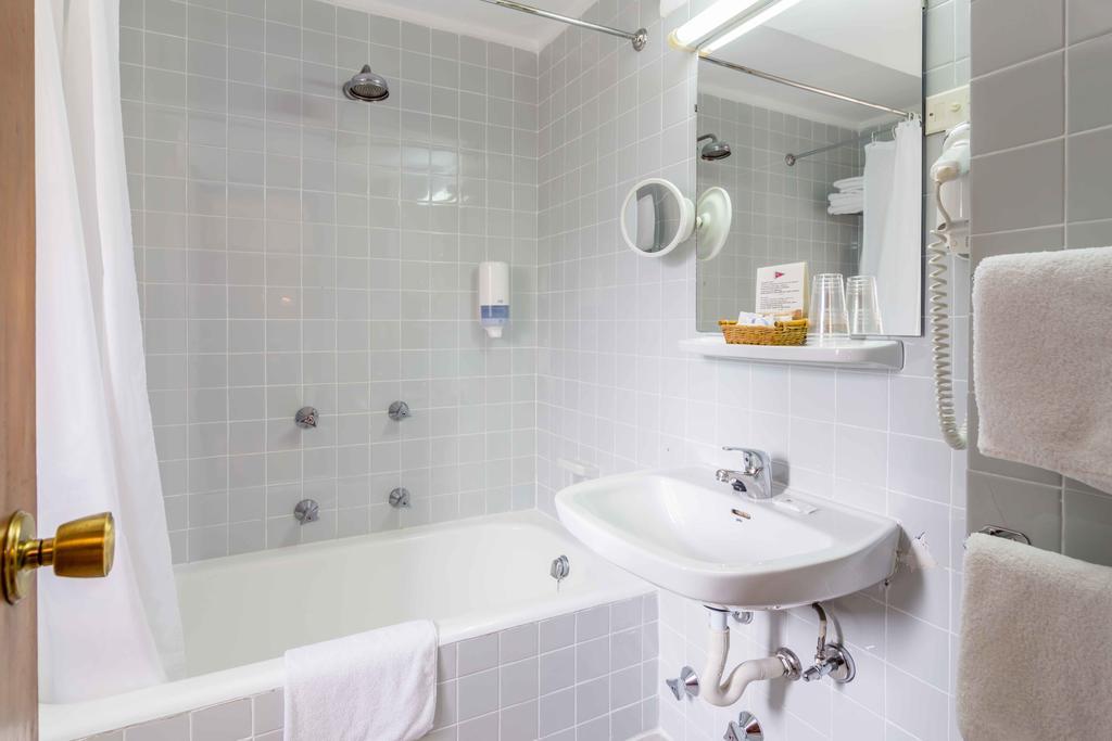 Snoe Hotel Candanchú Oda fotoğraf
