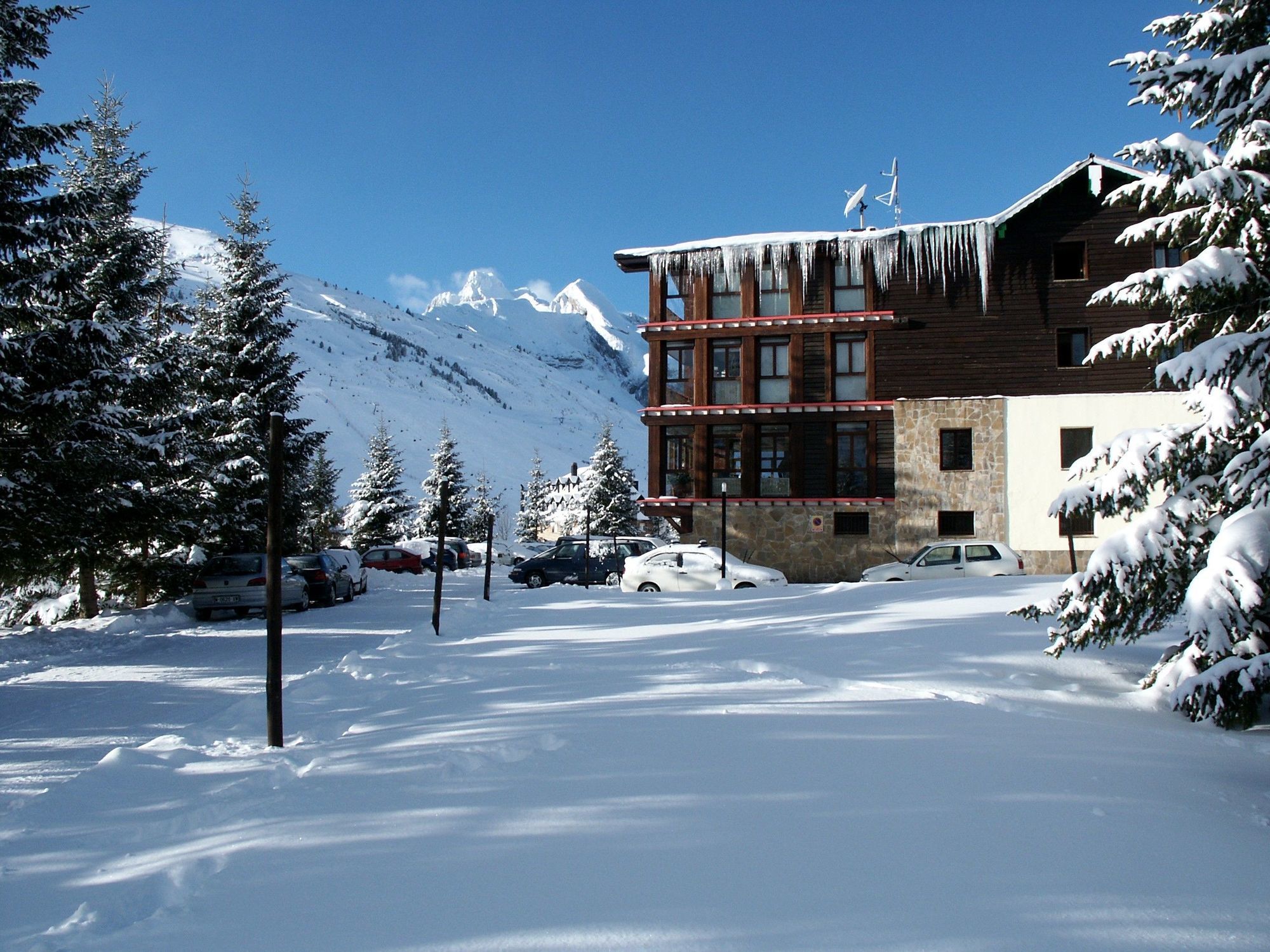 Snoe Hotel Candanchú Dış mekan fotoğraf
